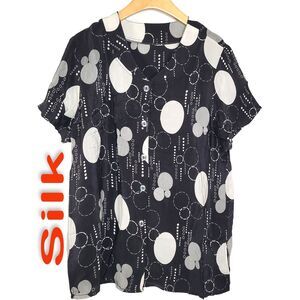 Women's 100% Silk Size L Short Sleeve Top Button-Up Shirt SCK214